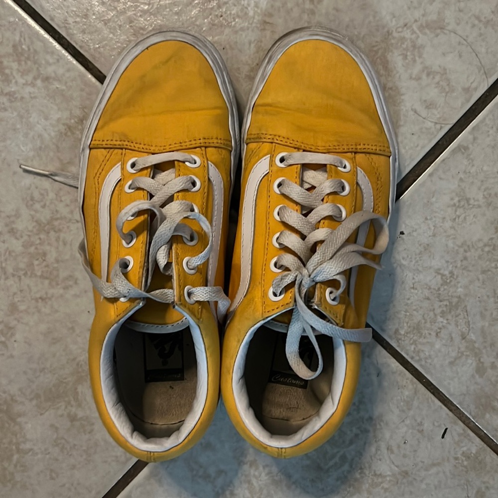 UNIQUE RARE Custom yellow VANS